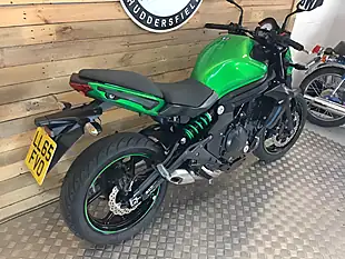 Used 2015 Kawasaki ER-6N Green - Interior and Exterior details 4