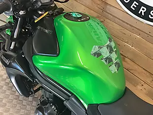 Used 2015 Kawasaki ER-6N Green - Interior and Exterior details 10