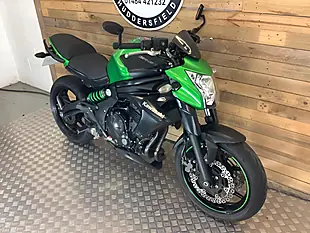 Used 2015 Kawasaki ER-6N Green - Interior and Exterior details 5