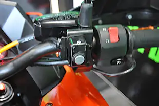 Used 2015 Kawasaki Versys 1000 Orange - Interior and Exterior details 8