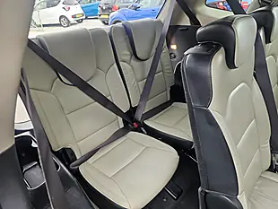 Used 2015 Kia Carens 3 Blue - Interior and Exterior details 11