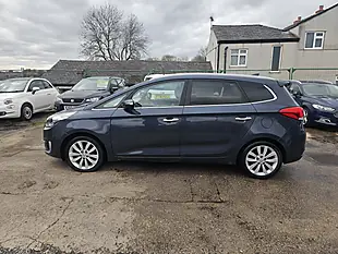Used 2015 Kia Carens 3 Blue - Interior and Exterior details 5