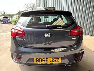Used 2015 Kia Ceed 2 Blue - Interior and Exterior details 12