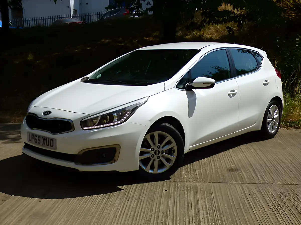 Used 2015 Kia Ceed 2 - Interior and Exterior details 11