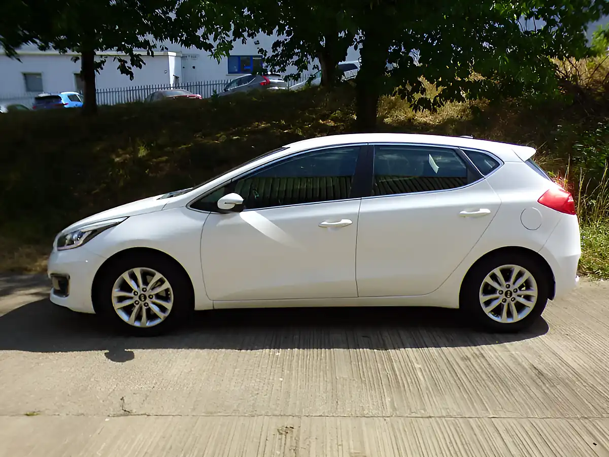 Used 2015 Kia Ceed 2 - Interior and Exterior details 14