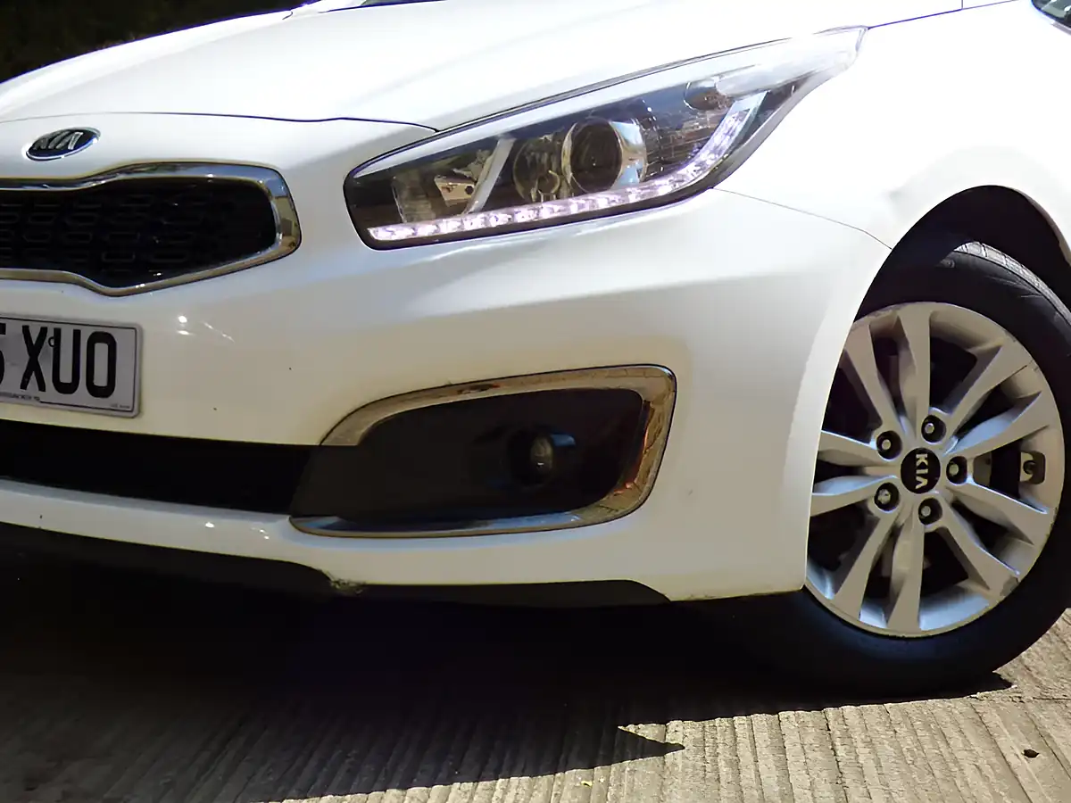 Used 2015 Kia Ceed 2 - Interior and Exterior details 17