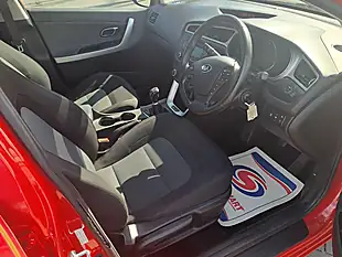 Used 2015 Kia Ceed 2 Red - Interior and Exterior details 2