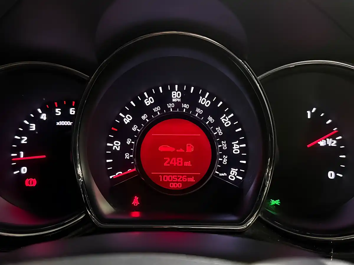 Used 2015 Kia Ceed 3 Black - Interior and Exterior details 16