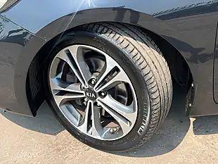 Used 2015 Kia Ceed 4 Black - Interior and Exterior details 19