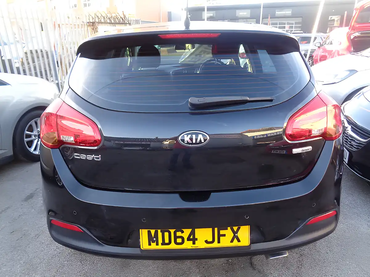 Used 2015 Kia Ceed Ecodynamics 2 Black - Interior and Exterior details 14