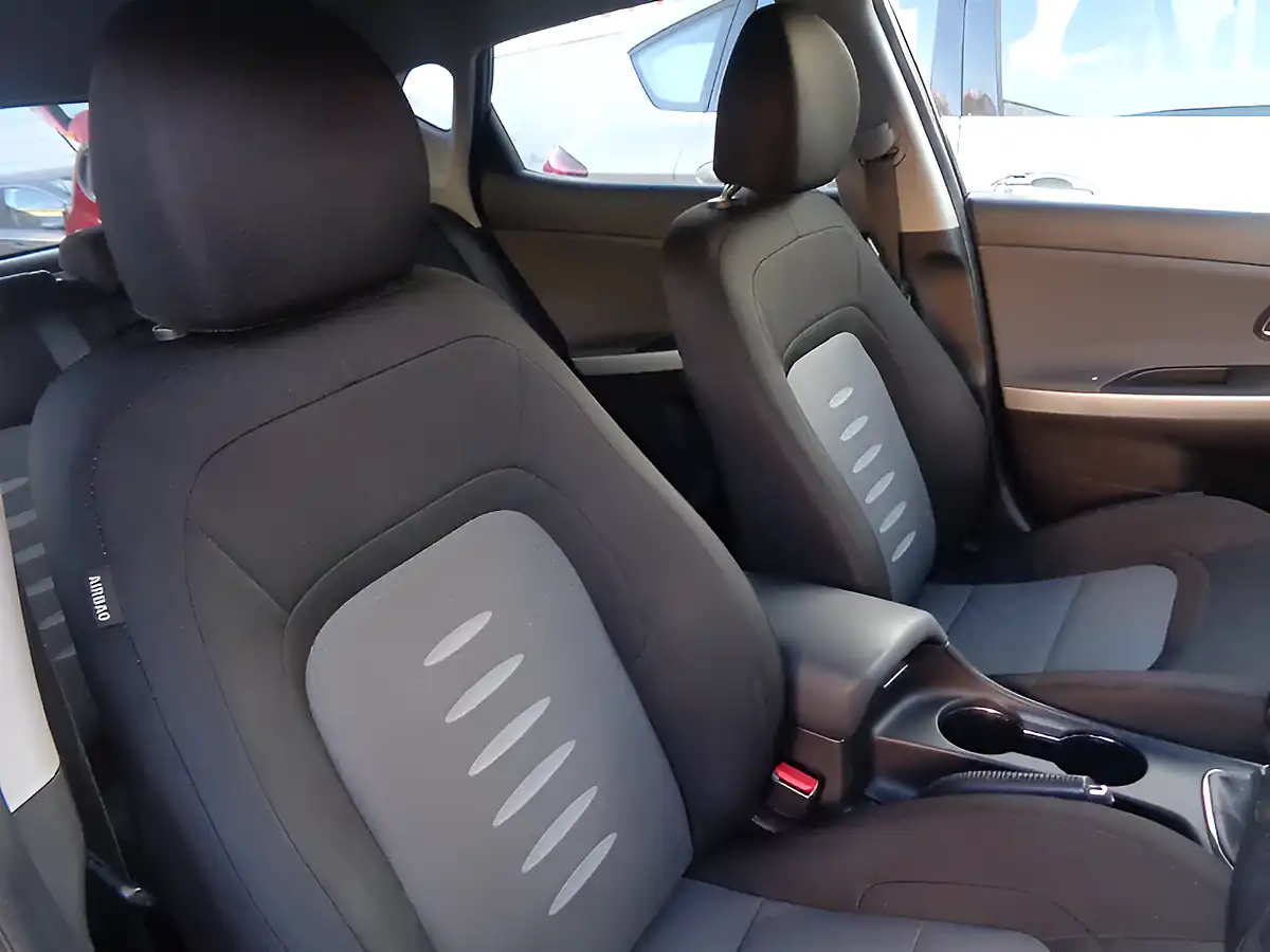 Used 2015 Kia Ceed Ecodynamics 2 Black - Interior and Exterior details 9