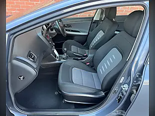 Used 2015 Kia Ceed Ecodynamics 2 Blue - Interior and Exterior details 17