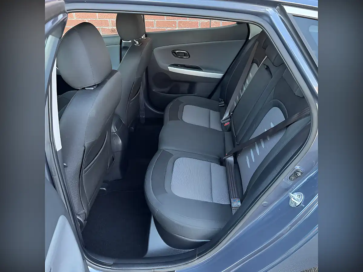 Used 2015 Kia Ceed Ecodynamics 2 Blue - Interior and Exterior details 18