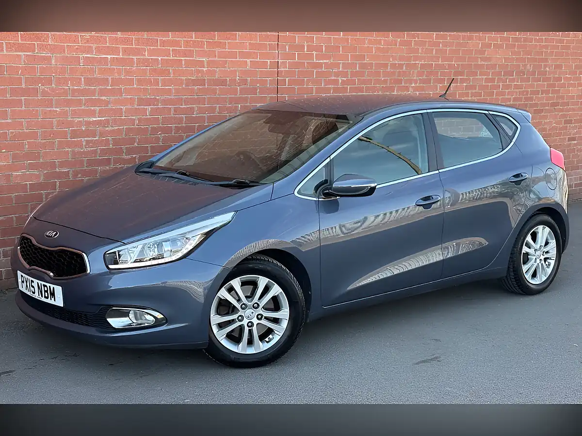 Used 2015 Kia Ceed Ecodynamics 2 Blue - Interior and Exterior details 5
