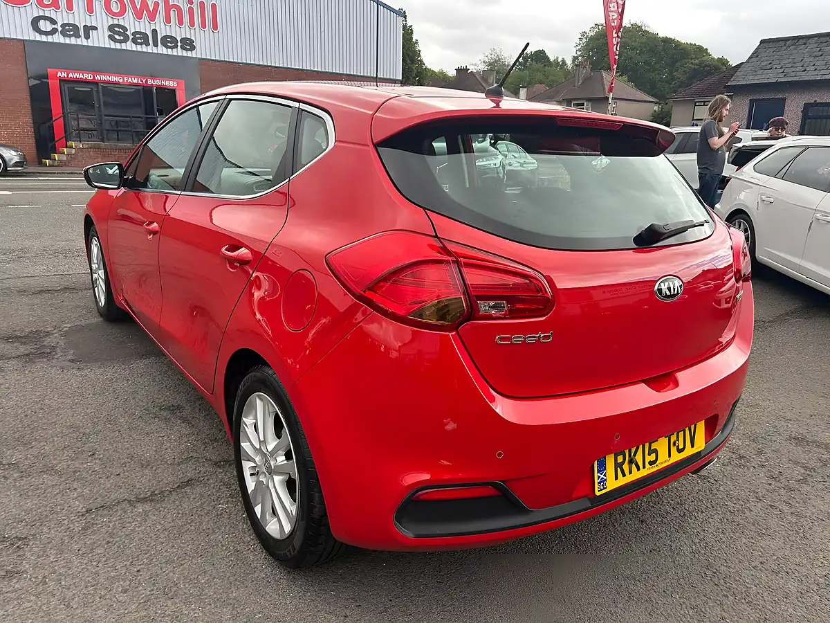 Used 2015 Kia Ceed Ecodynamics 2 Red - Interior and Exterior details 6