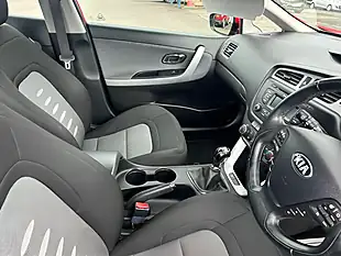 Used 2015 Kia Ceed Ecodynamics 2 Red - Interior and Exterior details 9