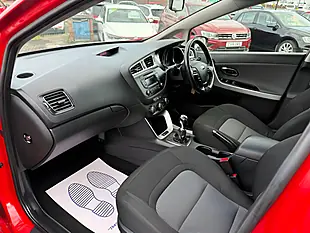 Used 2015 Kia Ceed Ecodynamics 2 Sportswagon Red - Interior and Exterior details 12