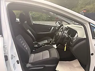Used 2015 Kia Ceed Ecodynamics 2 White - Interior and Exterior details 12