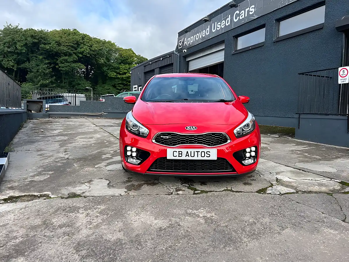 Used 2015 Kia Ceed GT Red - Interior and Exterior details 2