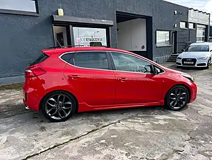 Used 2015 Kia Ceed GT Red - Interior and Exterior details 3