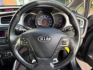 Used 2015 Kia Ceed SR7 Black - Interior and Exterior details 15