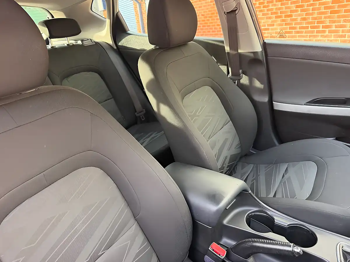 Used 2015 Kia Ceed SR7 Black - Interior and Exterior details 18