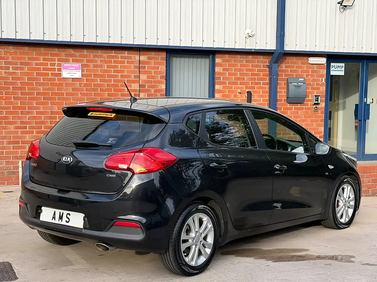 Used 2015 Kia Ceed SR7 Black - Interior and Exterior details 6