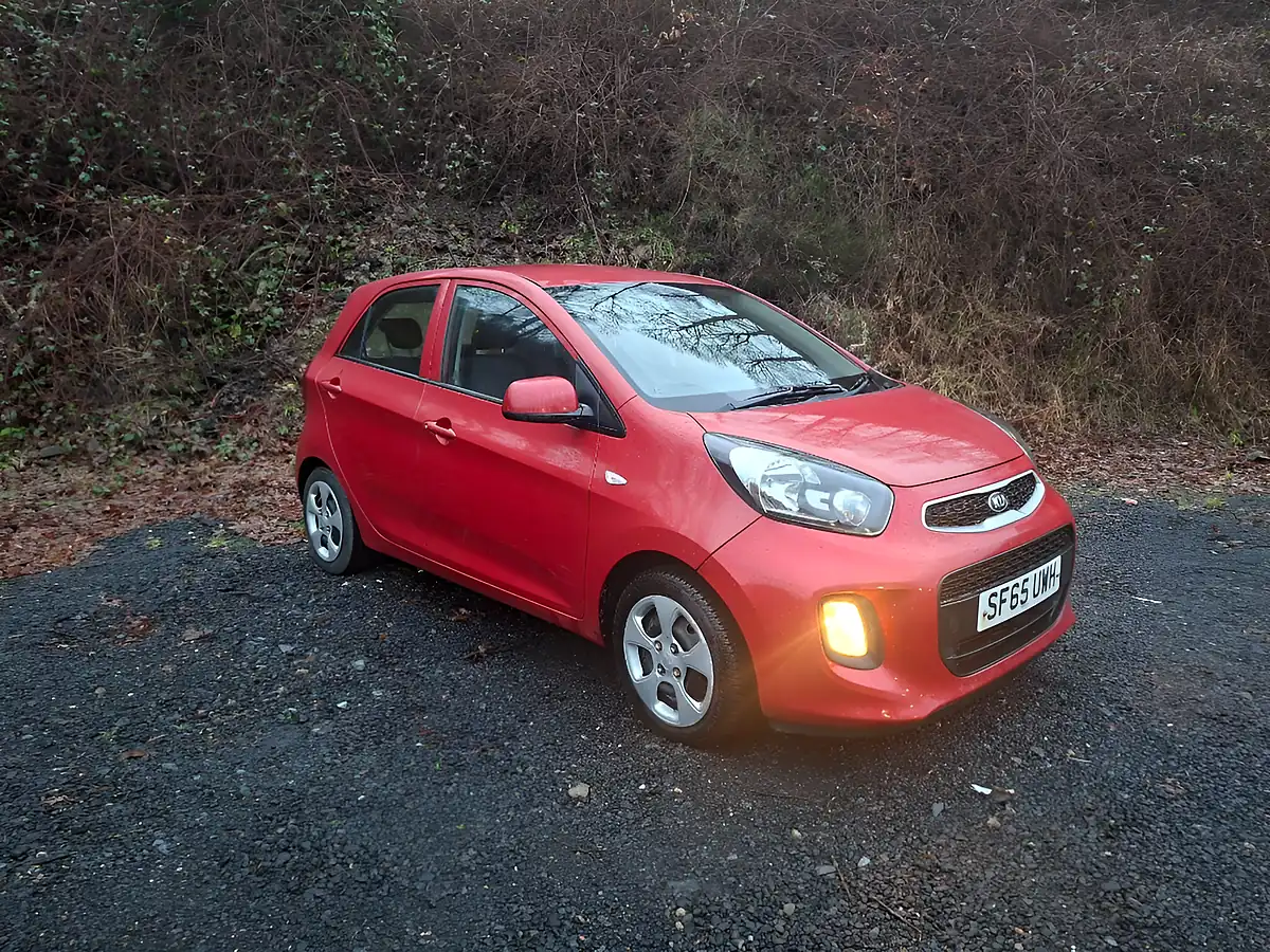 Used 2015 Kia Picanto 1 Red - Front View