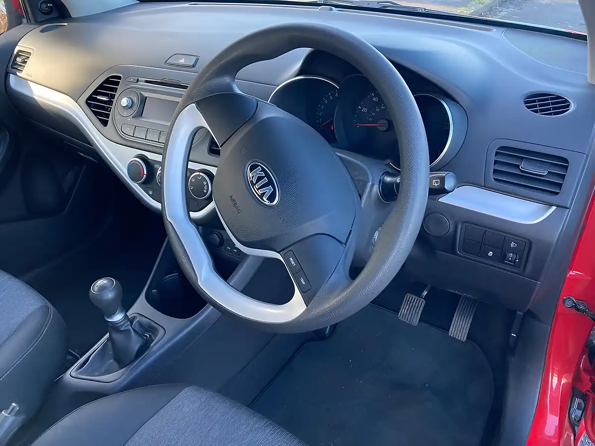 Used 2015 Kia Picanto 1 Red - Interior and Exterior details 13