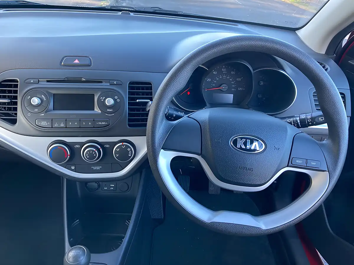 Used 2015 Kia Picanto 1 Red - Interior and Exterior details 15