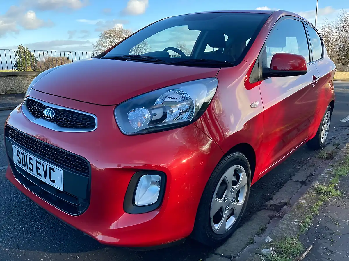 Used 2015 Kia Picanto 1 Red - Interior and Exterior details 6