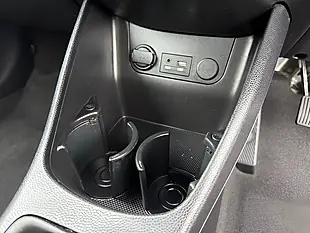 Used 2015 Kia Picanto 1 White - Interior and Exterior details 17