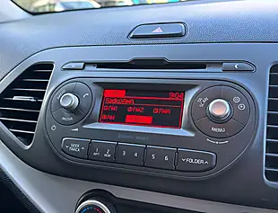 Used 2015 Kia Picanto 2 Blaze Red - Interior and Exterior details 12