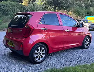 Used 2015 Kia Picanto 2 Blaze Red - Interior and Exterior details 3