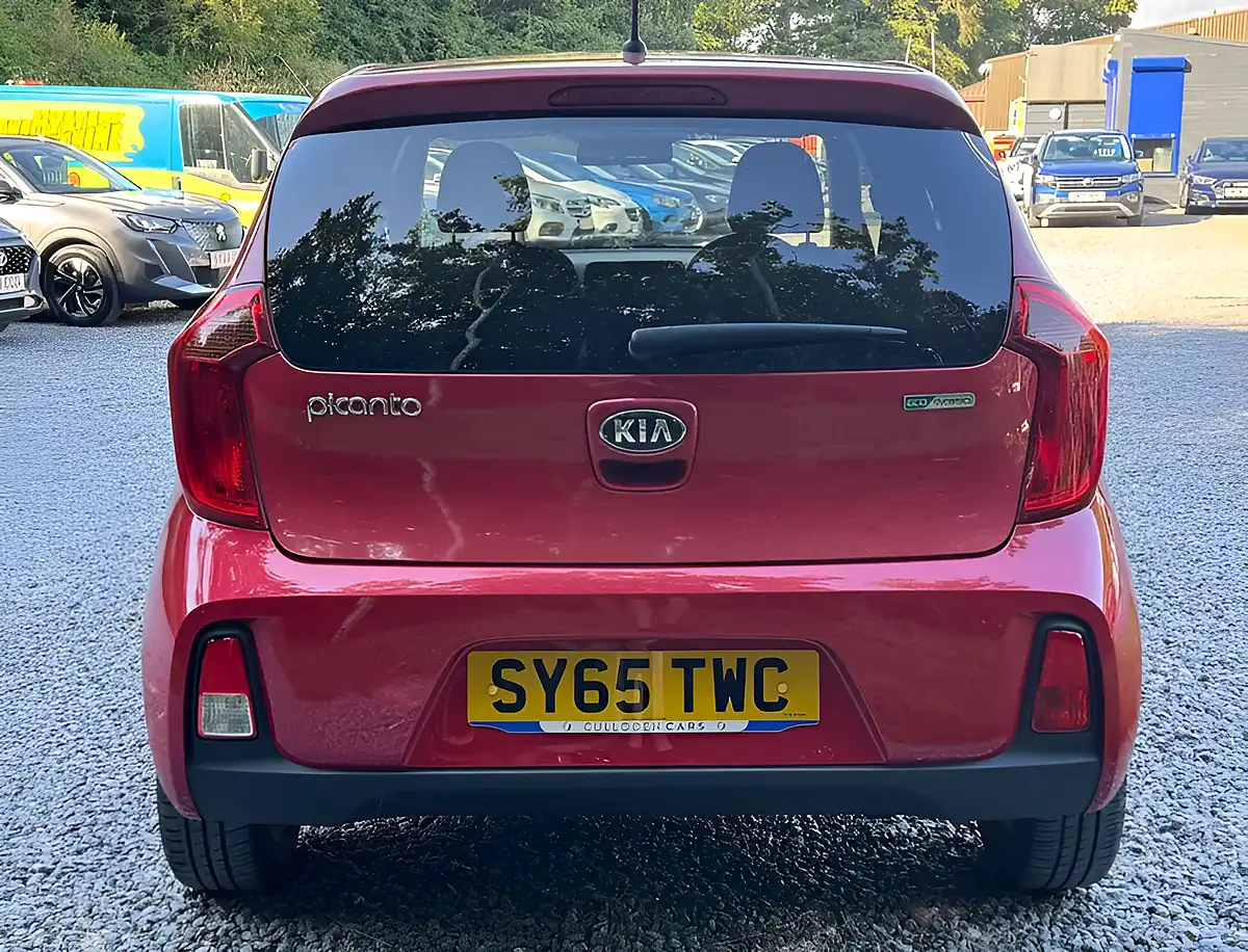 Used 2015 Kia Picanto 2 Blaze Red - Interior and Exterior details 4