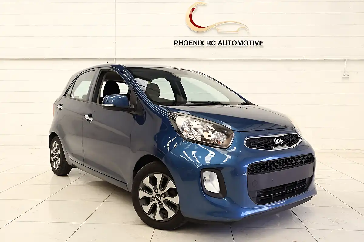 Used 2015 Kia Picanto 2 Blue - Front View