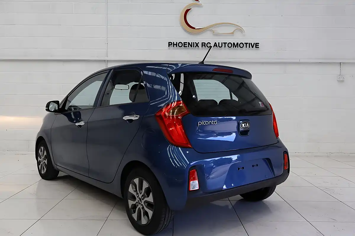 Used 2015 Kia Picanto 2 Blue - Interior and Exterior details 3