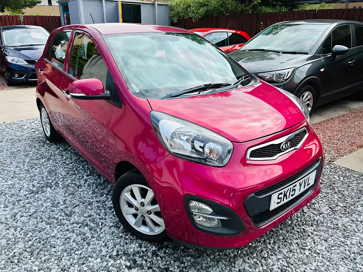Used 2015 Kia Picanto 2 Pink - Interior and Exterior details 10