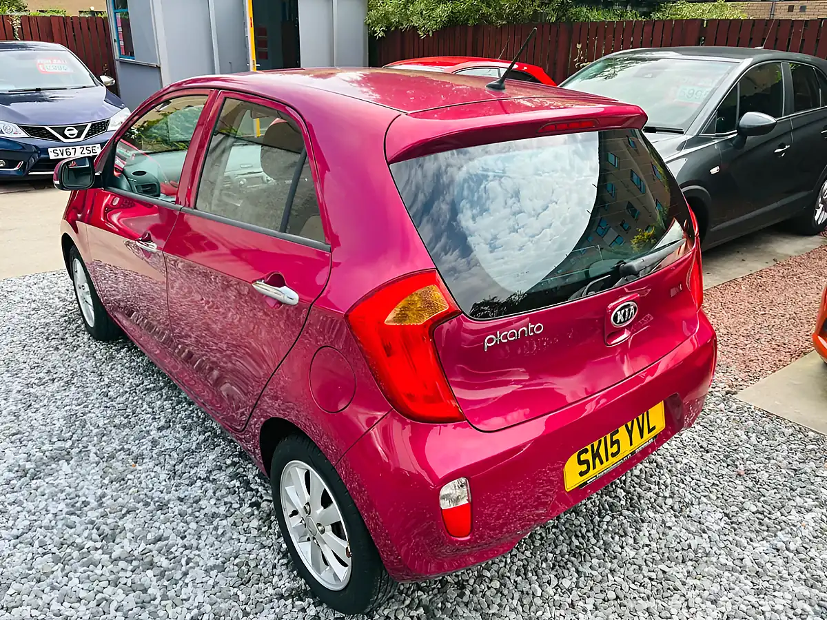 Used 2015 Kia Picanto 2 Pink - Interior and Exterior details 16