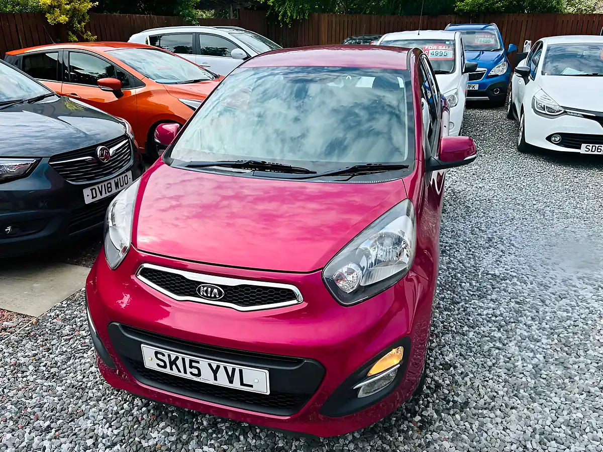 Used 2015 Kia Picanto 2 Pink - Interior and Exterior details 5