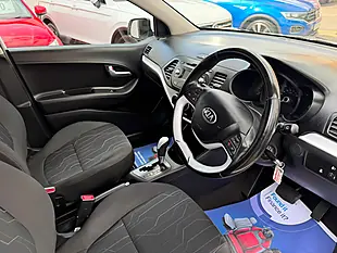 Used 2015 Kia Picanto 2 White - Interior and Exterior details 4