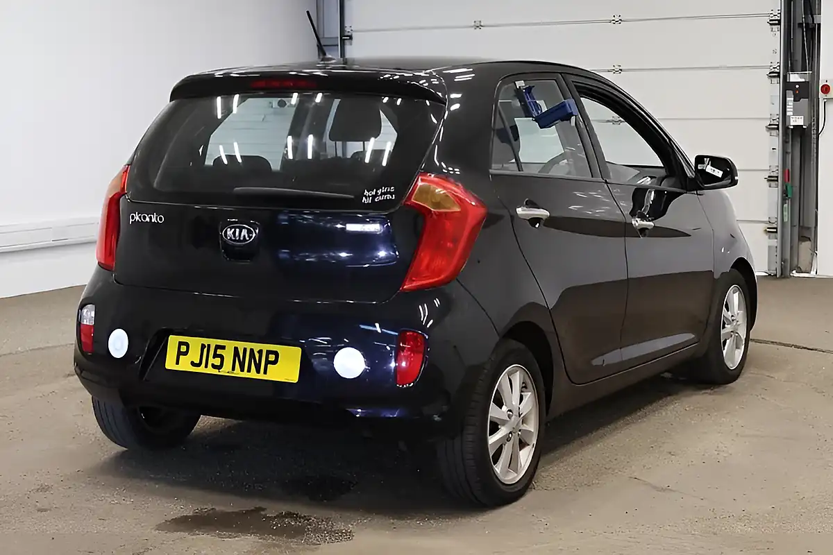 Used 2015 Kia Picanto Ecodynamics 2 Black - Interior and Exterior details 4