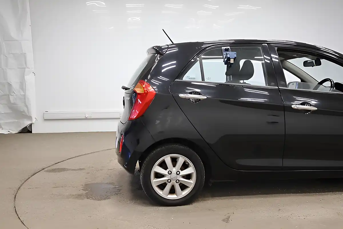 Used 2015 Kia Picanto Ecodynamics 2 Black - Interior and Exterior details 5