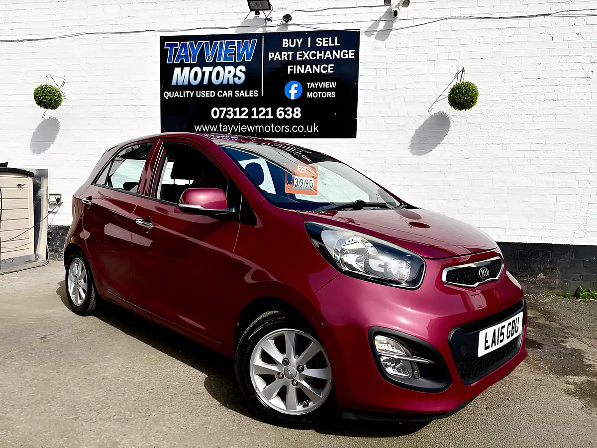 Used 2015 Kia Picanto Pink - Front View