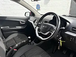 Used 2015 Kia Picanto Pink - Interior and Exterior details 15