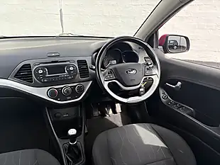 Used 2015 Kia Picanto Pink - Interior and Exterior details 6