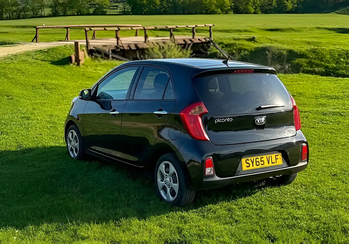 Used 2015 Kia Picanto SR7 Black - Interior and Exterior details 3