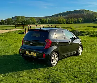 Used 2015 Kia Picanto SR7 Black - Interior and Exterior details 4