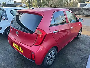 Used 2015 Kia Picanto SR7 Red - Interior and Exterior details 2