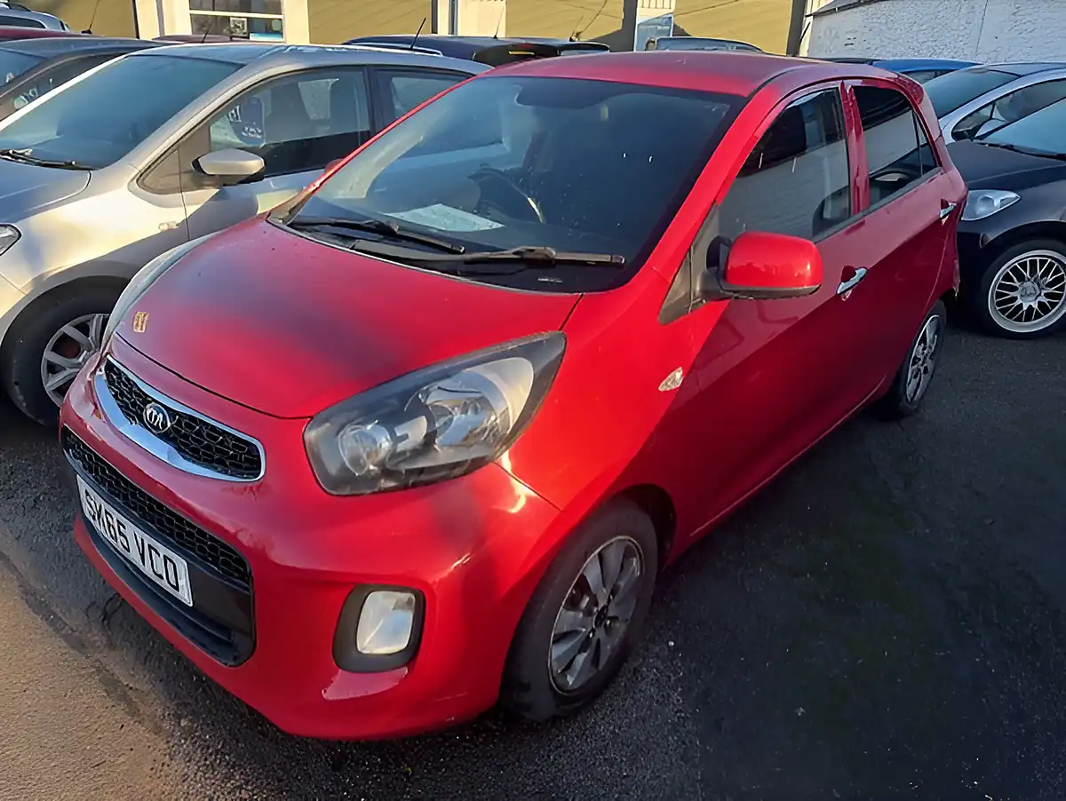 Used 2015 Kia Picanto SR7 Red - Interior and Exterior details 5